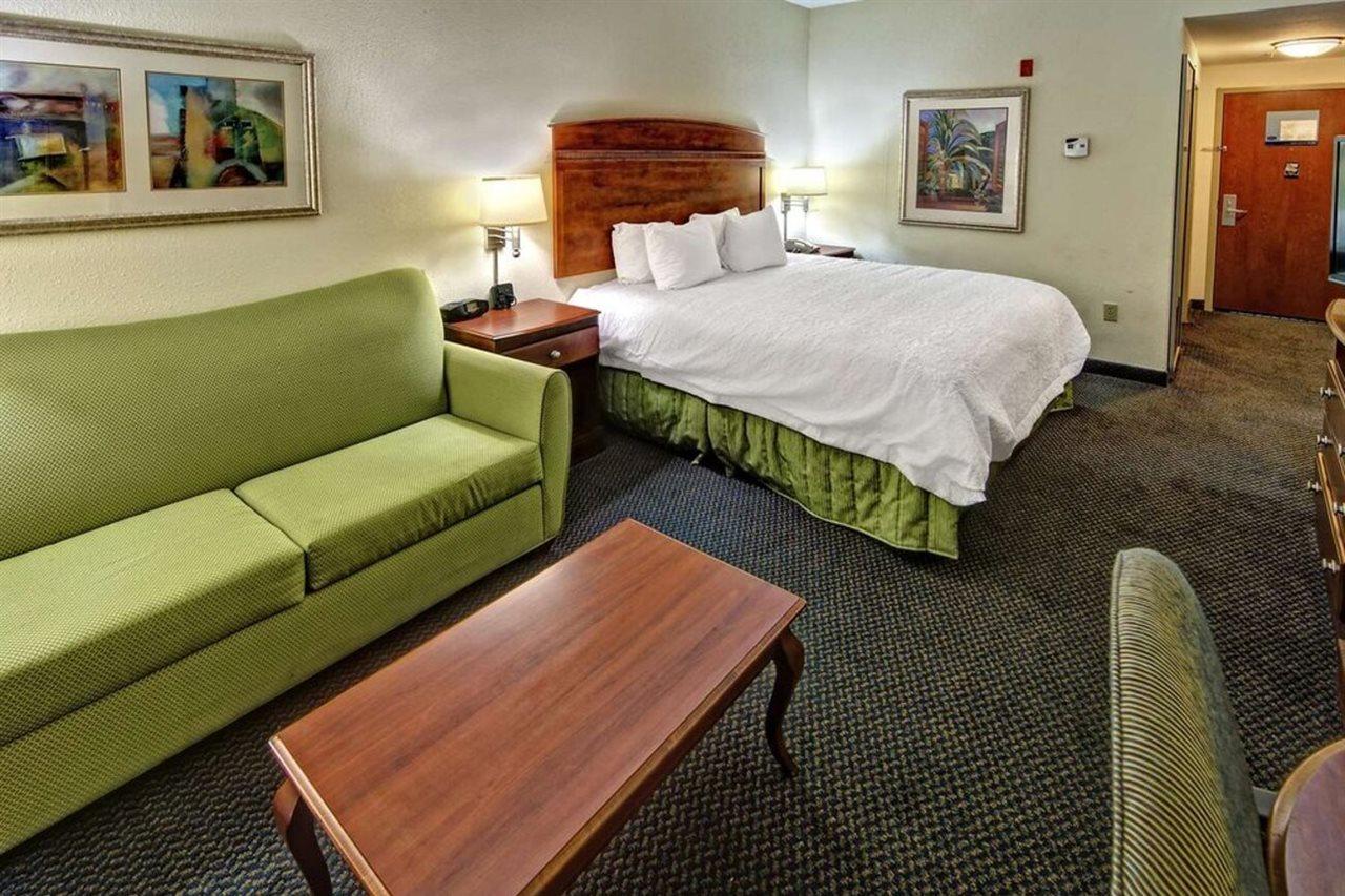 Quality Inn & Suites Quincy - Downtown Exteriör bild