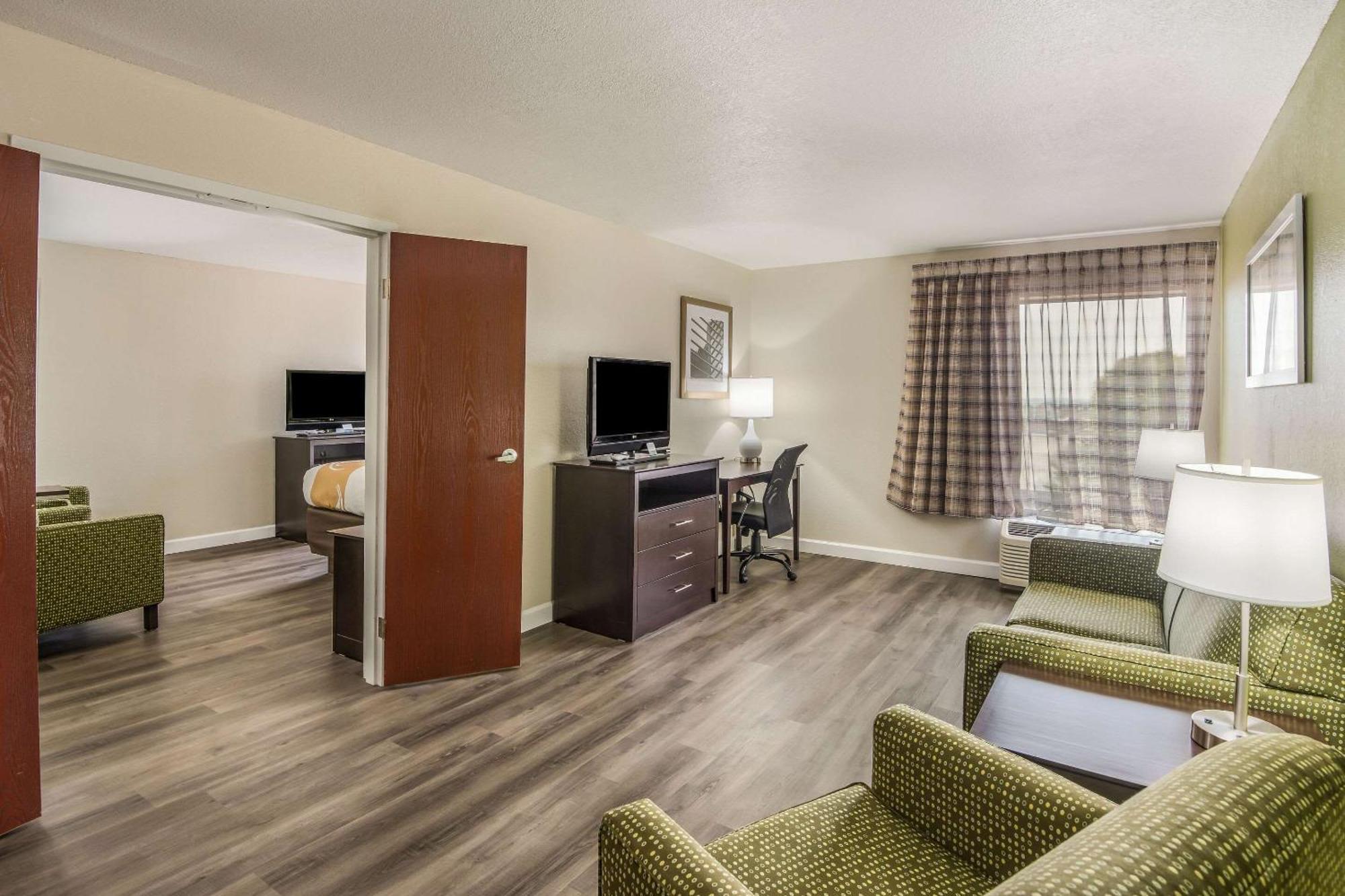 Quality Inn & Suites Quincy - Downtown Exteriör bild