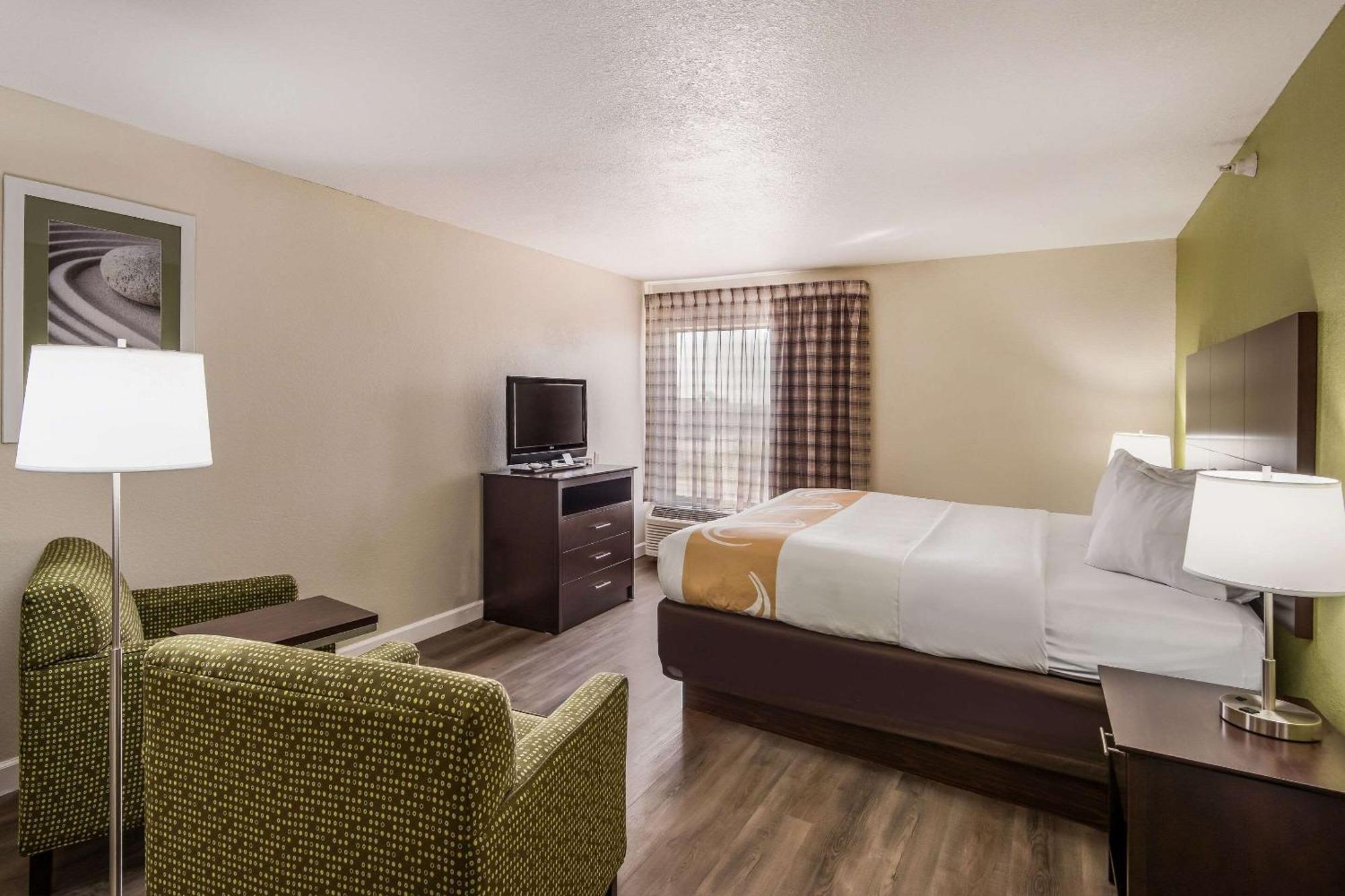 Quality Inn & Suites Quincy - Downtown Exteriör bild