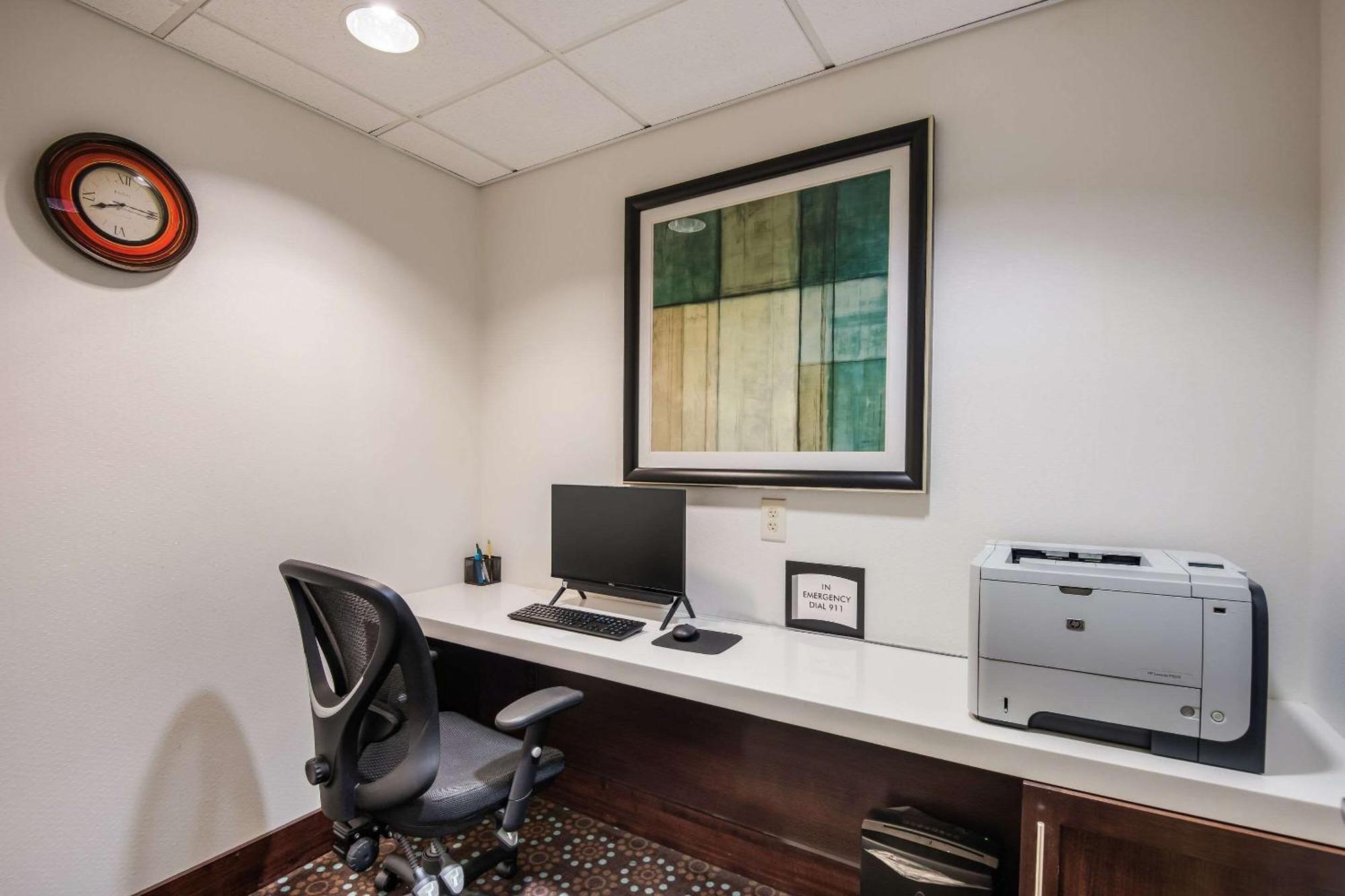Quality Inn & Suites Quincy - Downtown Exteriör bild