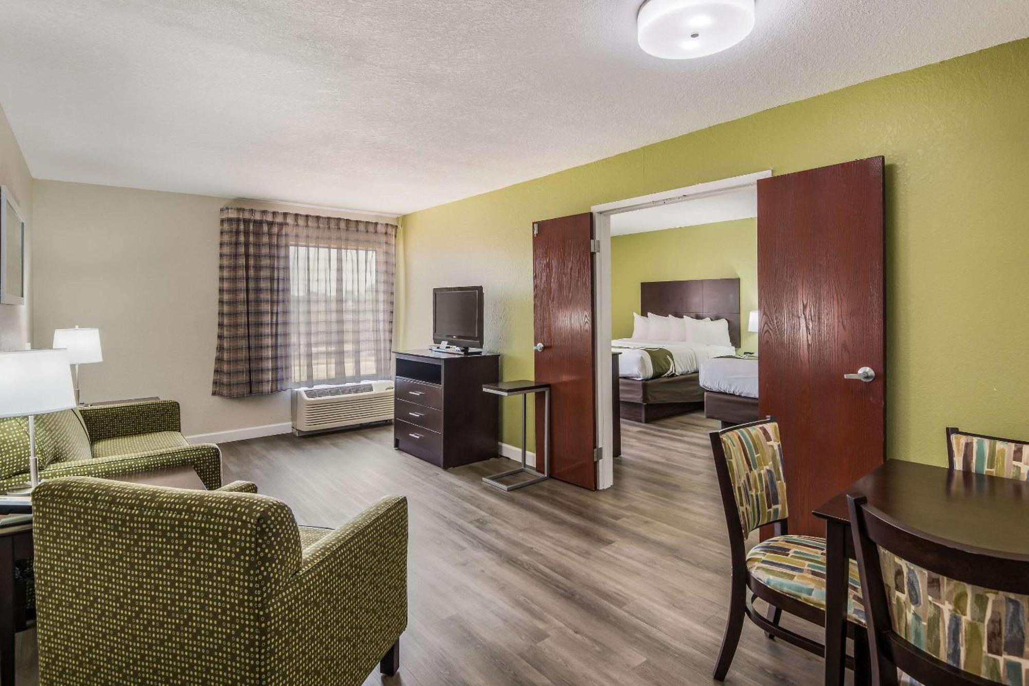 Quality Inn & Suites Quincy - Downtown Exteriör bild