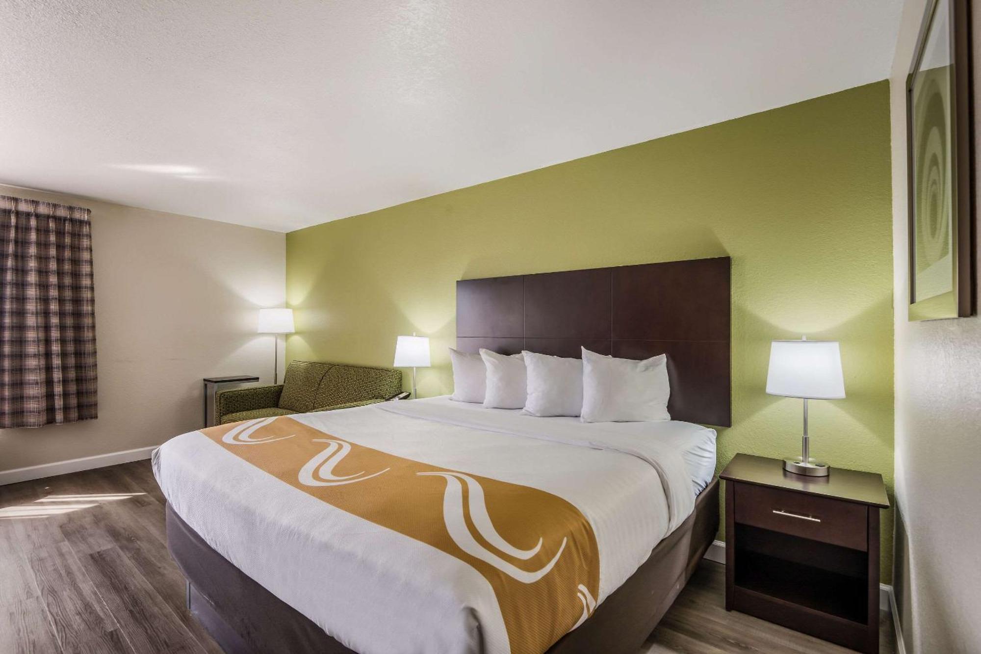 Quality Inn & Suites Quincy - Downtown Exteriör bild