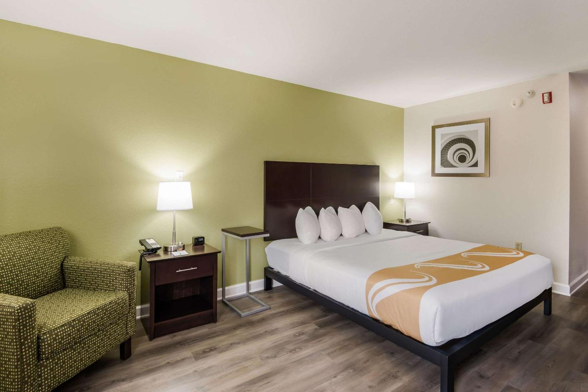 Quality Inn & Suites Quincy - Downtown Exteriör bild