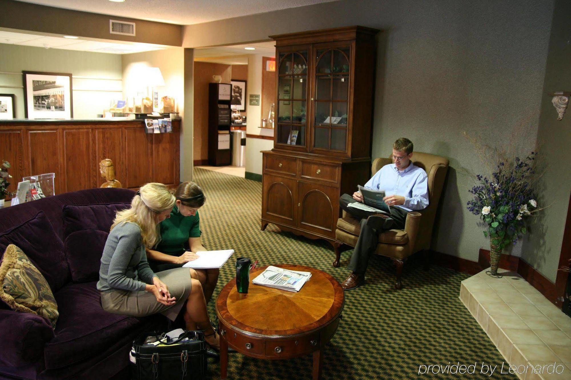 Quality Inn & Suites Quincy - Downtown Inreriör bild